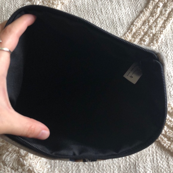 Handmade Bolivian Clutch - Picture 2 of 2